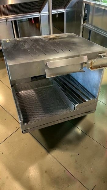 Exceptional Condition – FW-GENERIC Commercial Countertop Pass-Through Food Warmer – Adjustable Shelf – Stainless Steel – Hardwired Electric – Fully Tested & Operational!