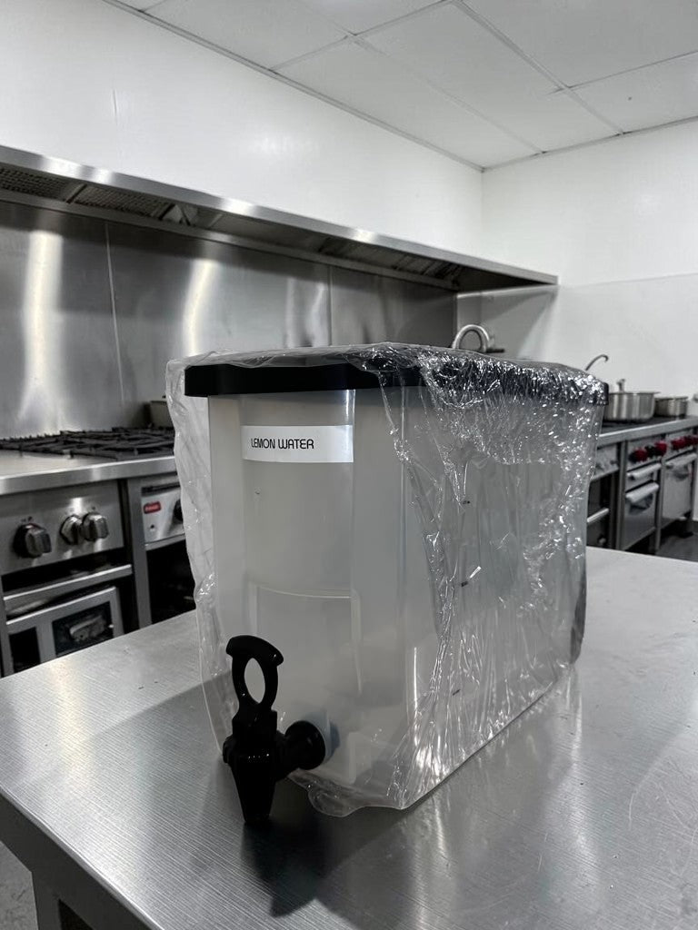 Like-New Condition – Cold Juice Dispenser – Plastic Beverage Dispenser with Spigot – Countertop Drink Service Container – Ready for Use!