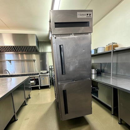 Superior Condition – Delfield 6025XL-SH 6000XL™ – 25 5/8" Single-Section Commercial Reach-In Refrigerator – 2 Half-Height Solid Doors – 20 Cu. Ft. – 115V – AS IS!