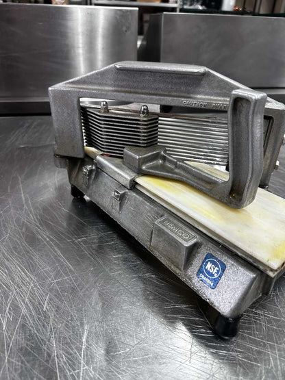 High-Grade Condition – Nemco 55600-2 – Commercial Easy Tomato Slicer – 1/4" Cut – NSF Listed – Fully Tested & Operational!