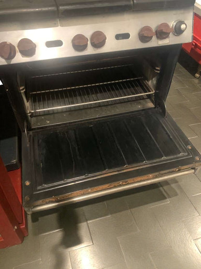 Refined Condition – Commercial 6-Burner Gas Range w/ Oven – Fully Tested & Working