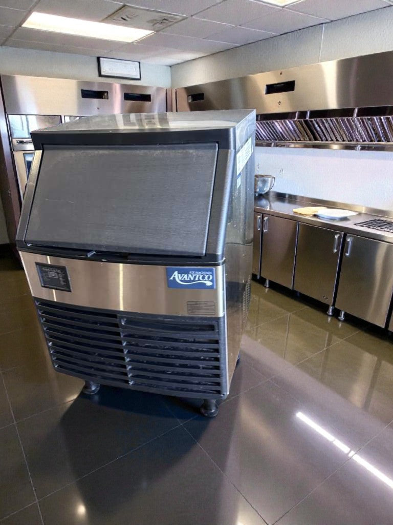 Outstanding Condition – Avantco Ice UC-210A Commercial Undercounter Ice Machine – 115V – Air Cooled – Fully Tested & Operational!