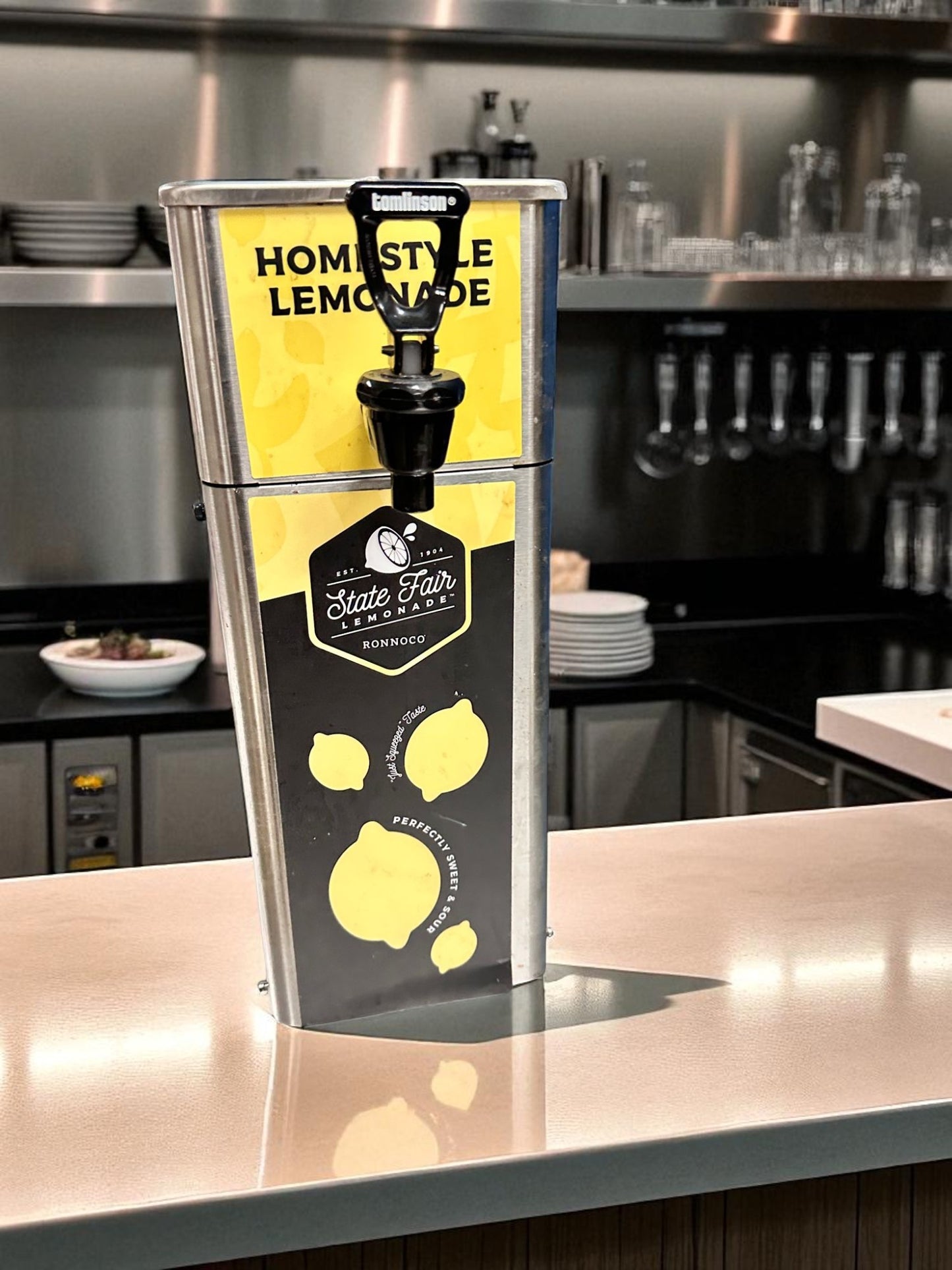 Premium Condition – Newco FPM-1 – Countertop Lemonade / Cold Beverage Dispenser – NSF Listed – Fully Tested & Operational!