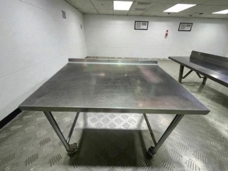 Well-Maintained Condition – Stainless Steel 46" x 30" Mobile Work Table – Commercial Prep Table with Wheels – Stainless Steel Top – Fully Inspected & Ready for Use!