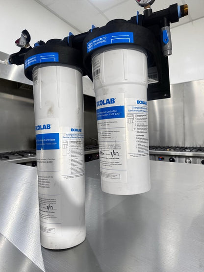 Prime Condition – Ecolab 9320-2268 Split Twin – Commercial Dual-Outlet Water Filtration System – ECO-TO20S & ECO-TO14 Cartridges – Dual Pressure Gauges – Fully Inspected & Ready for Professional Installation!