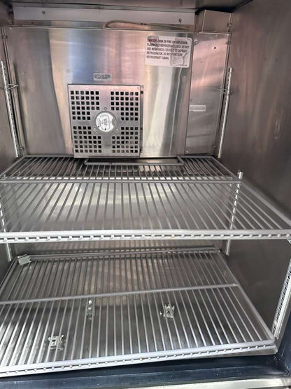 Superior Condition – True TUC-27G-HC – Commercial Undercounter Glass Door Refrigerator – 27” One Section – Stainless Steel – 115V – Fully Tested & Operational!