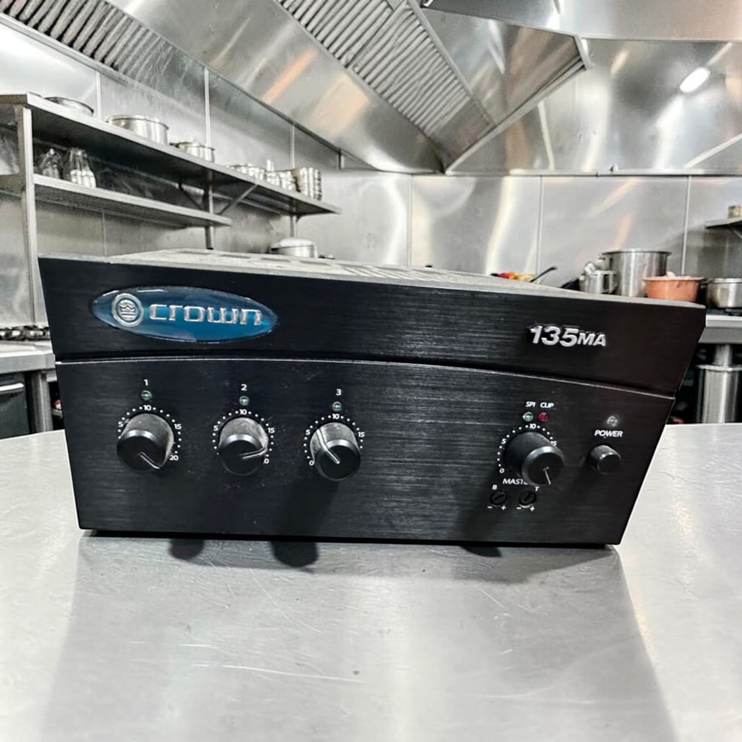 High-Grade Condition – Crown 135MA – 3-Input Commercial Mixer-Amplifier – 35W – 8Ω/70V/100V Outputs – Universal 100–240V
