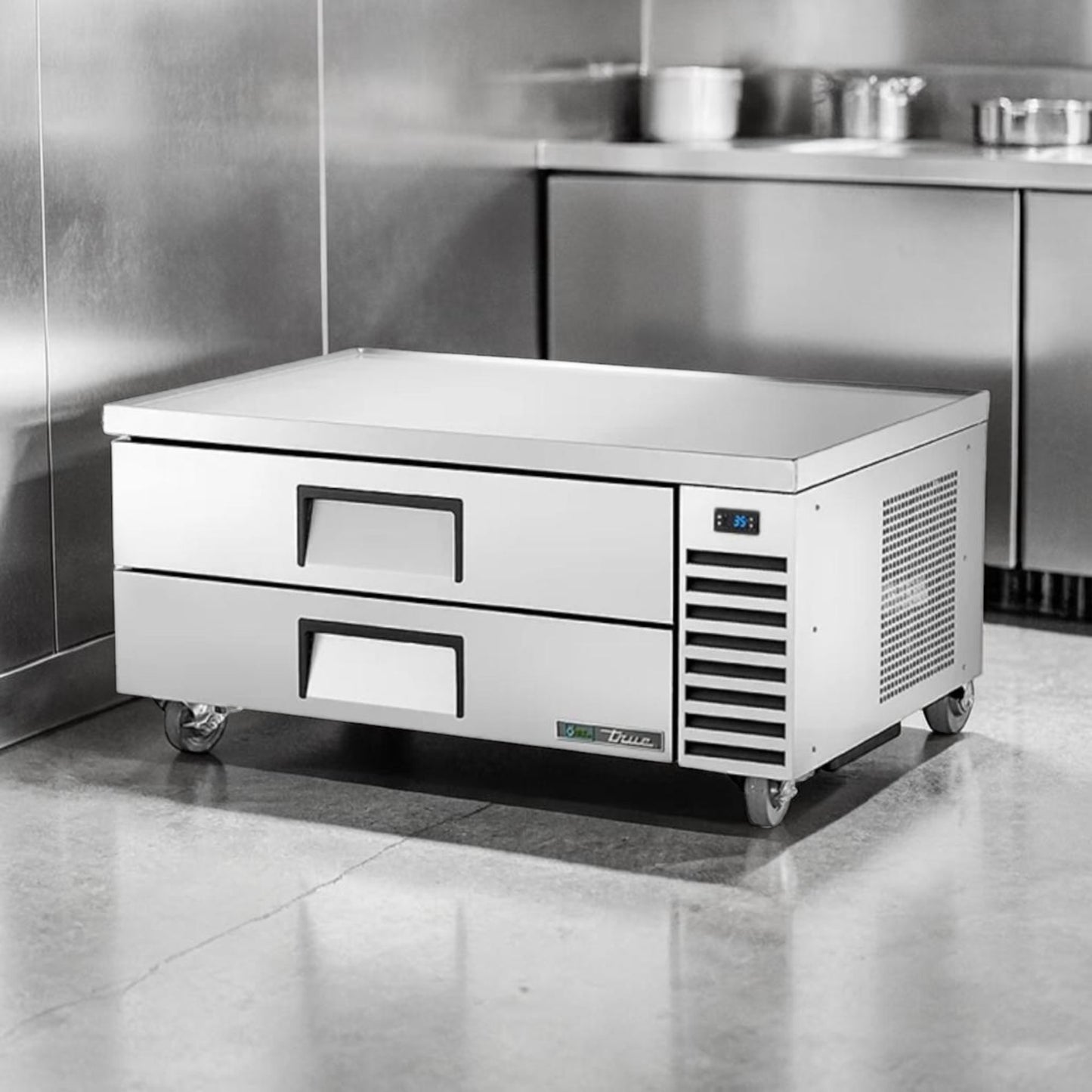 Exceptional Condition – True TRCB-52-HC Refrigerated Chef Base – 52” Width – (2) Drawers – 115V – Fully Tested & Operational!