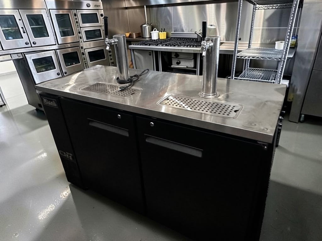 High-Grade Condition – Migali C-DD60-2-HC – 60.8" Two-Door Direct Draw Beer Dispenser – Two Single-Tap Towers – 15.8 Cu. Ft. – 115V – Fully Tested & Operational!