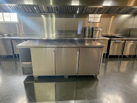 Top-Tier Condition – Perlick BBS84-SS-L-STK – 84" Stainless Steel Back Bar Refrigerator – 3 Swinging Solid Doors – 24.8 Cu. Ft. – 115V – NSF / cULus Listed – Fully Tested & Operational!