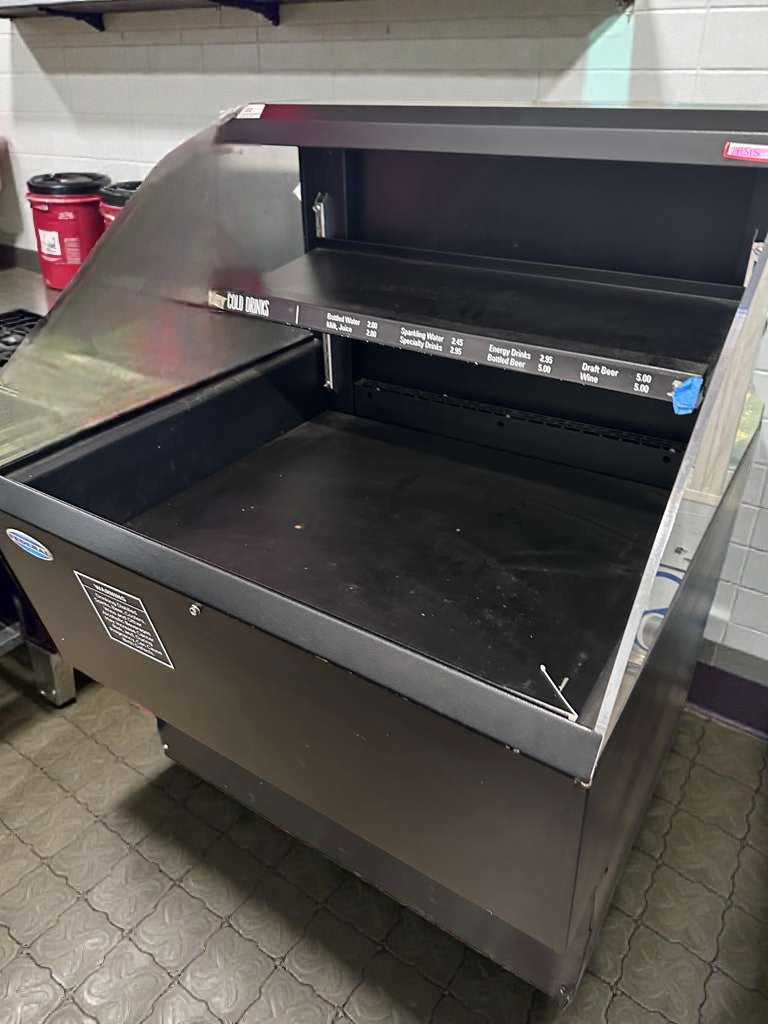 Outstanding Condition – Federal Industries Commercial Open-Top Cold Drink & Bottle Merchandiser – Ice & Beverage Chest – UL Listed – Fully Tested & Operational!