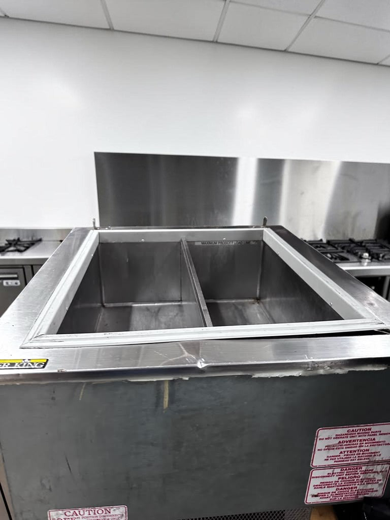 Remarkable Condition – Silver King SKFDI23-ELUS1 – 22 1/2" Drop-In Ice Cream Dipping Freezer – 2-Section Refrigerated Cabinet – 115V – ETL Listed – Fully Tested & Operational!