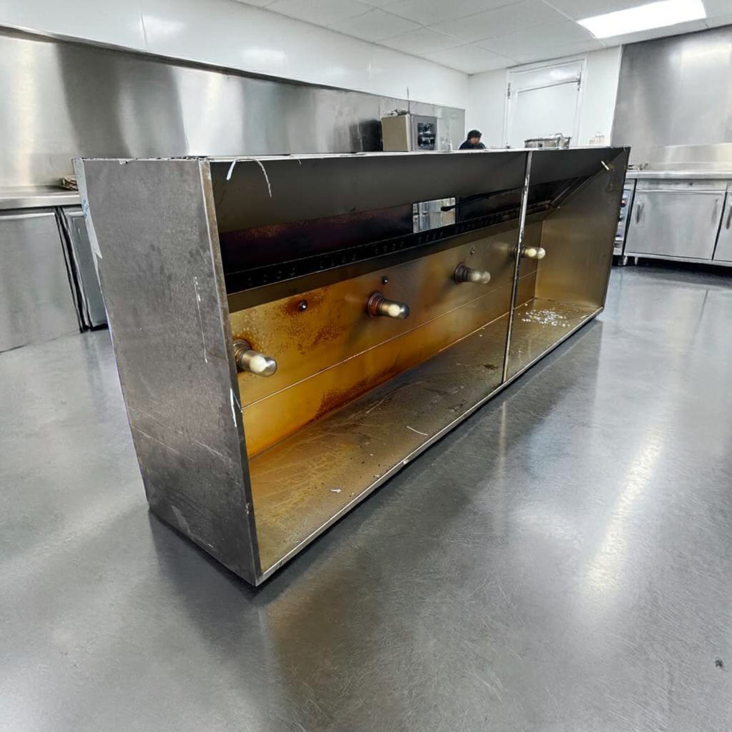 High-Grade Condition – Commercial Stainless Steel Exhaust Hood – Wall Mount Kitchen Hood – Heavy Duty Ventilation System – Fully Functional & Ready for Installation!