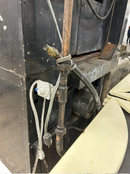 Premium Condition – Montague Company 2-115A 38″ Commercial Gas Convection Oven – 115,000 BTU – Fully Tested & Working!