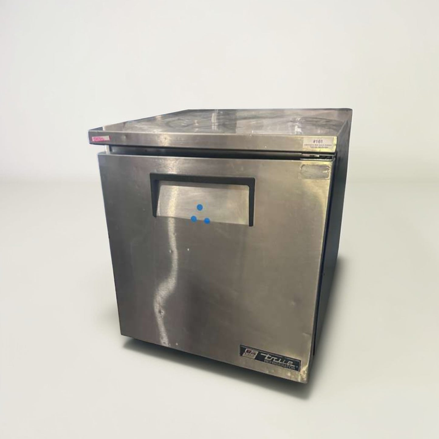 Exceptional Condition – True TUC-27-LP Undercounter Refrigerator – 27” Stainless Steel – 115V – Made in USA – Fully Tested & Operational!