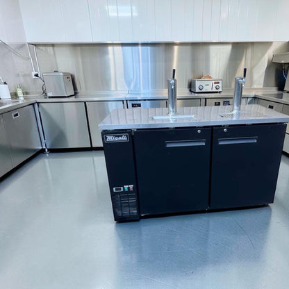 Top-Tier Condition – Migali C-DD60-2-HC 60" Commercial Kegerator Beer Dispenser – Dual Tap (2 Columns) – 2 Keg Capacity – 115V – Fully Tested & Operational!