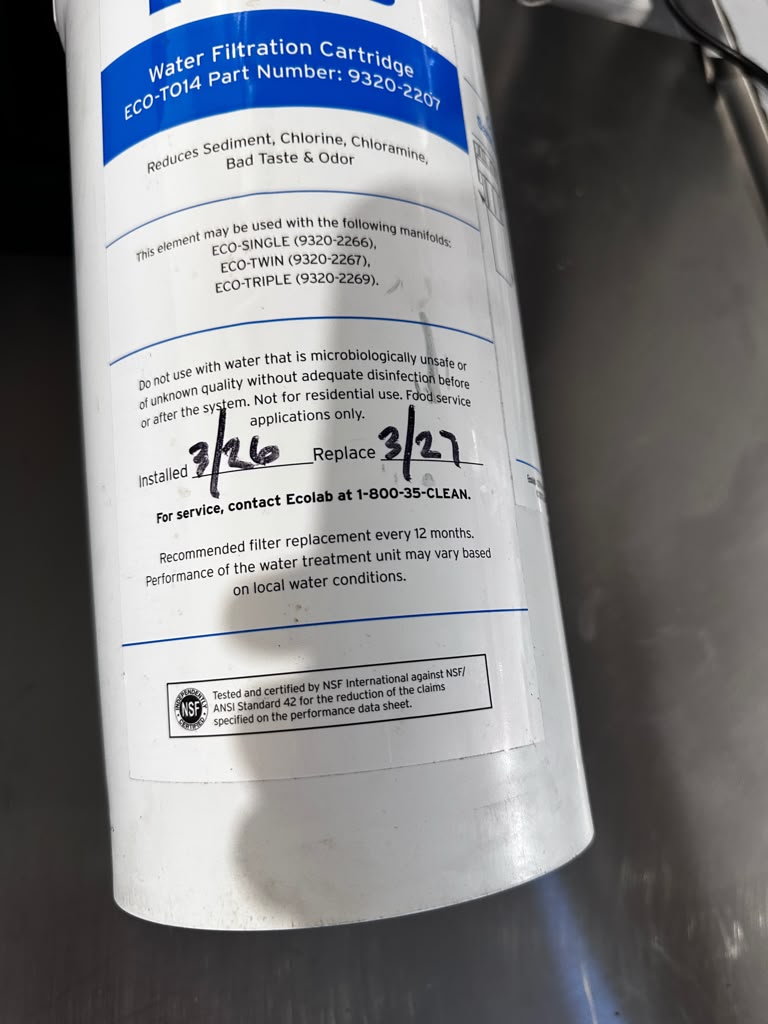 Top-Tier Condition – Ecolab / KineticoPRO KPMF HC614-2 – Commercial Dual-Cartridge Water Filtration System – 150,000-Gallon Capacity – Dual Pressure Gauges – NSF/ANSI 42 Certified – Fully Inspected & Ready for Installation!