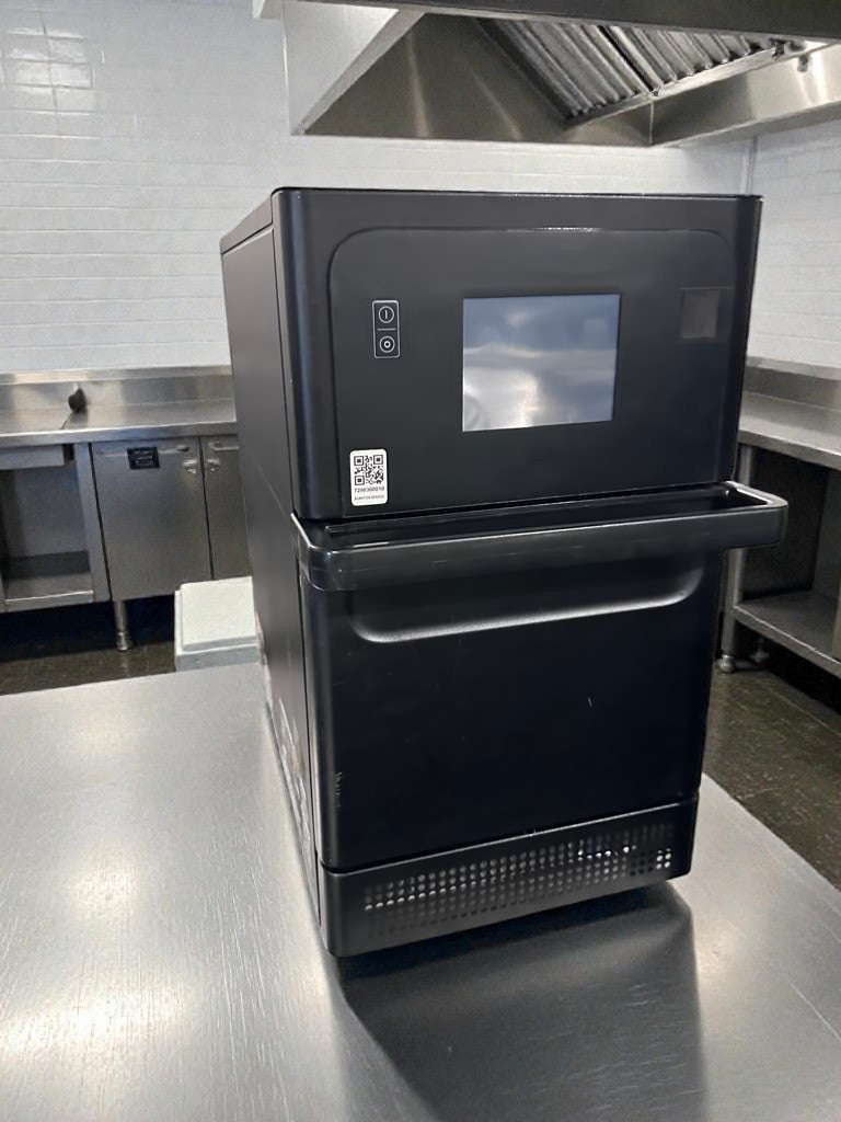 Top-Tier Condition – Merrychef Commercial High-Speed Oven – Touchscreen Control – Fully Tested & Operational!