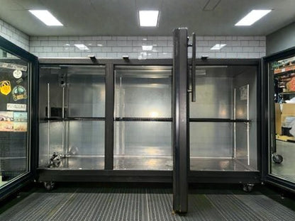 High-Grade Condition – True 3-Section Back Bar Cooler – Glass Doors – 115V / Single Phase – Fully Tested & Working