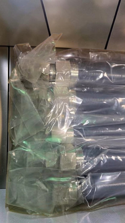 Pristine Condition – QTY 10 North American Kitchen Solutions NK-S-36 – Commercial Gas Connector Hoses – 36" Length – 3/4" MIP × 3/4" FIP – New In Box!