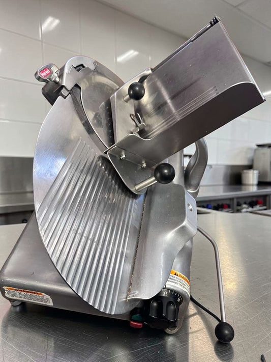 Superb Condition – Berkel 909/1 – Commercial Manual Meat Slicer – 115V – NSF Listed – Fully Tested & Operational!