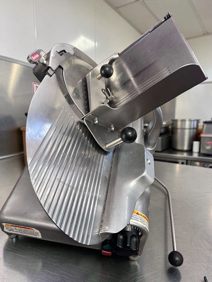 Immaculate Condition – Berkel 909/1 Commercial Manual Meat Slicer – Heavy-Duty – 115V – NSF – Fully Tested & Operational!