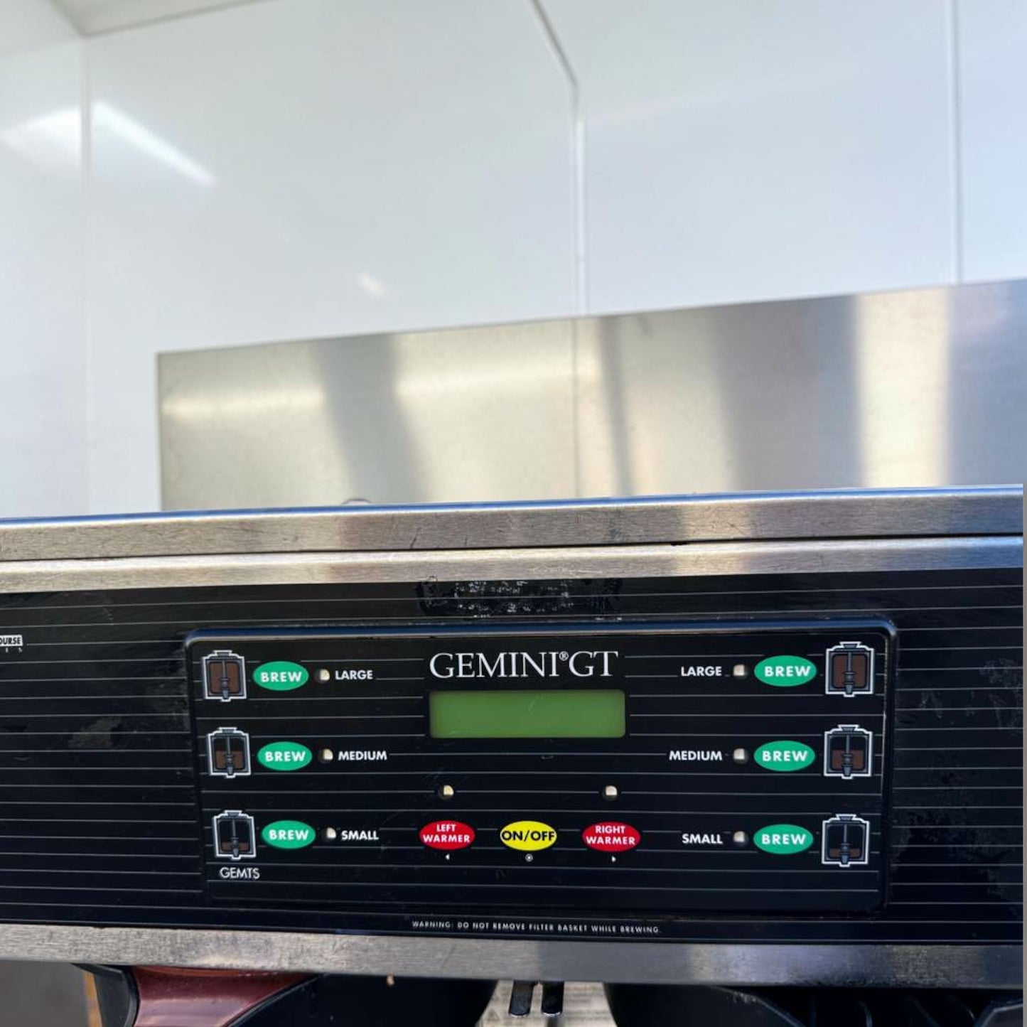 Exceptional Condition – Curtis GEMTS10A1000 G3 Gemini Twin Satellite Coffee Brewer – 1.5 Gallon – 220V – Fully Tested & Operational!