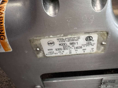 Immaculate Condition – Berkel 909/1 Commercial Manual Meat Slicer – Heavy-Duty – 115V – NSF – Fully Tested & Operational!