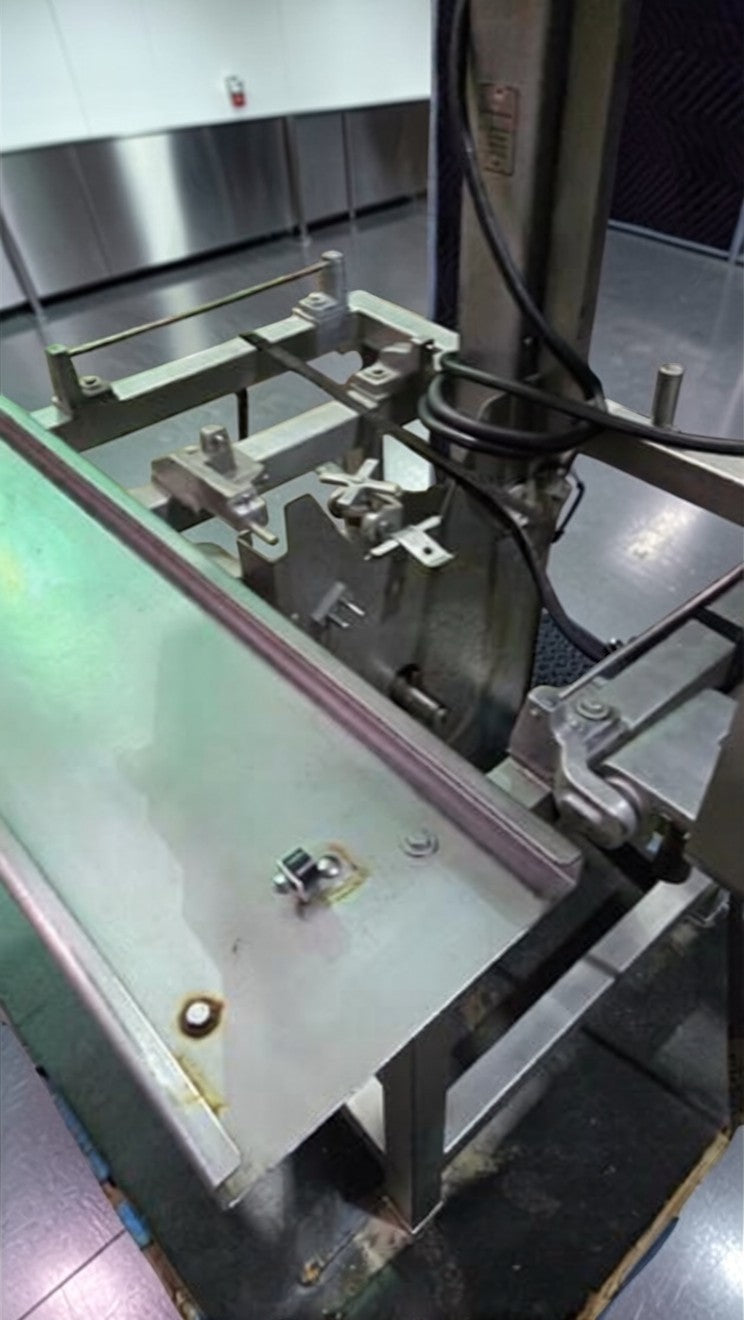 Excellent Condition – Hobart 5701D – Commercial Meat Saw – 500V – 3 Phase – UL & NSF Listed – Fully Tested & Operational!