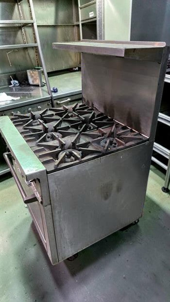 Well-Maintained Condition – SunFire X36-6B – Commercial 36" Gas Range – 6 Open Burners – Standard Oven – Stainless Steel – 2 Oven Racks – Casters – Fully Tested & Operational!
