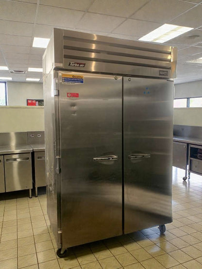 Premium Condition – Turbo Air PRO-50F Commercial 2-Door Reach-In Freezer – 115V – Fully Tested & Working!