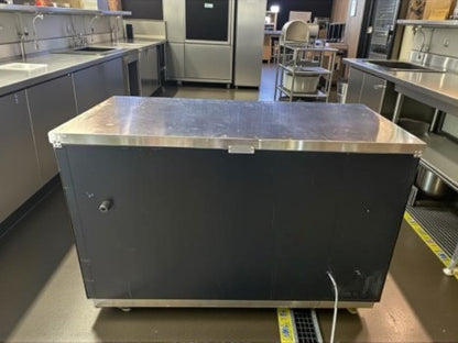 Exceptional Condition – Blue Air BBB59-2B-HC – 59" Commercial Back Bar Cooler – 2 Sliding Glass Doors – Black Finish – 19.4 Cu. Ft. – 115V – UL / ETL Listed – Fully Tested & Operational!