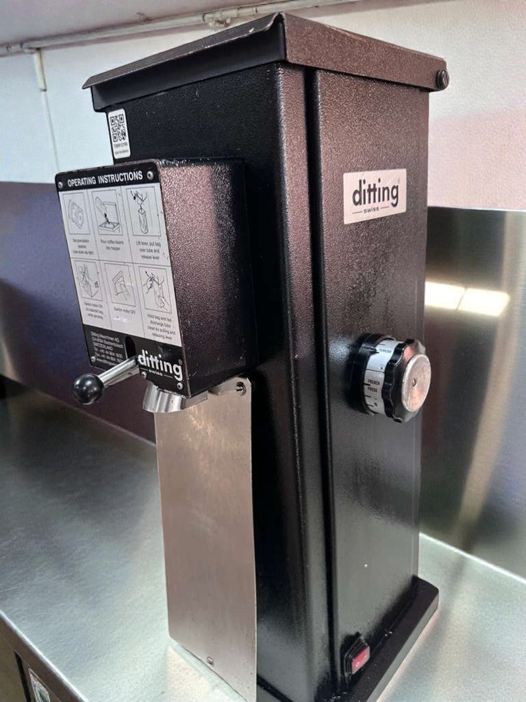 Excellent Condition – Ditting KR1203 Commercial Coffee Grinder – 120V – Swiss Made – ETL Listed – Fully Tested & Operational!