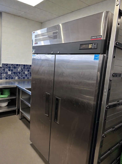 Premium Condition – Turbo Air M3F47-2-N Two-Door Commercial Reach-In Freezer – 115V / Single Phase – Fully Tested & Working!