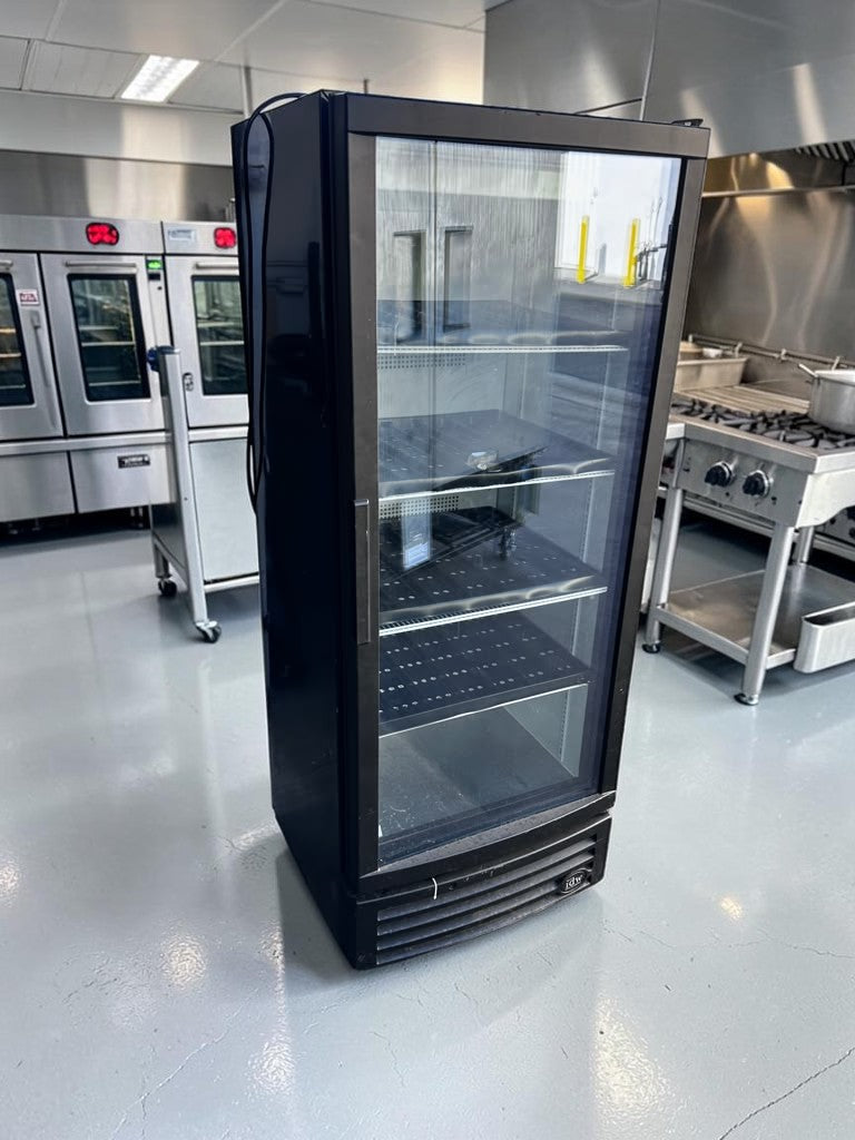 High-Quality Condition – IDW G-12-F334B-HC – 25″ Single Glass Door Merchandiser Cooler – 11.4 Cu. Ft., ENERGY STAR, 115V – Fully Tested & Operational!