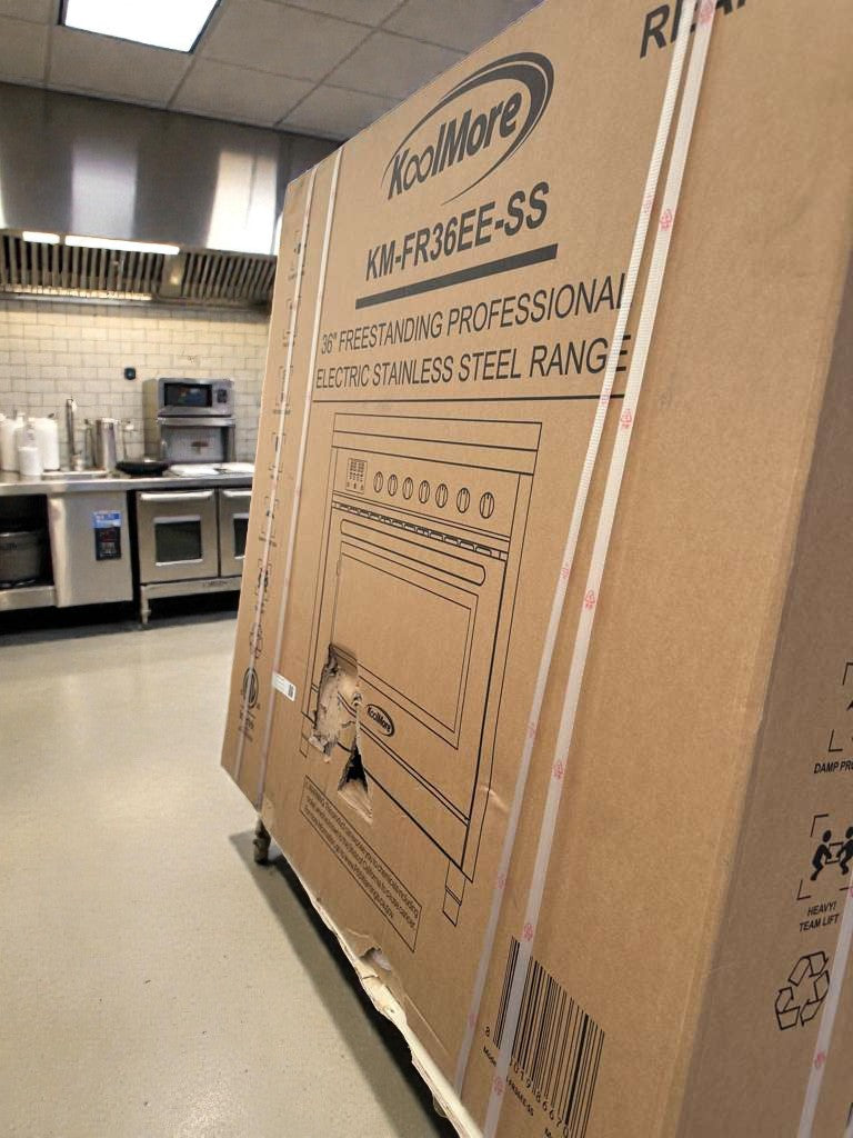 Brand New –  Scratch & Dent - KoolMore 36" Professional Electric Range