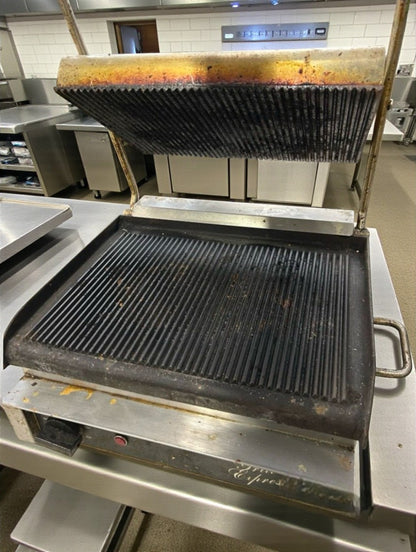 Exceptional Condition – Star Manufacturing Commercial Panini / Contact Grill – 120V / Single Phase – Fully Tested & Working!