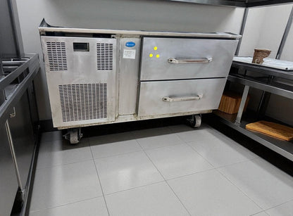 Outstanding Condition – Delfield Two-Drawer Refrigerated Chef Base – Commercial Stainless Steel – 115V – Fully Tested & Operational!