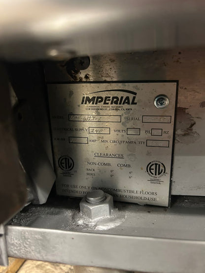 Excellent Condition – Imperial IR-4-E – 24" Commercial Electric Range – 4 Round Plate Elements & Space-Saver Oven – 240V – ETL Listed – Fully Tested & Operational!