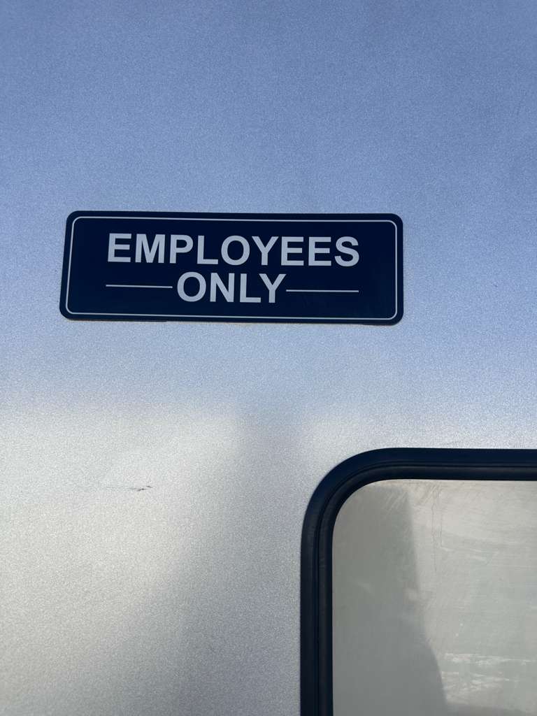 Prime Condition – GSW Commercial Aluminum Swing Door – Restaurant / Kitchen Pass-Through – 36” x 80” – Heavy-Duty – Fully Inspected & Ready for Installation!