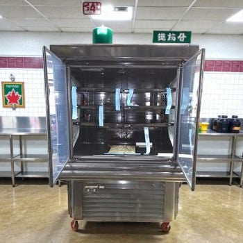 New  – Hussmann MD4060DA microSC™ Two Section Glass Door Merchandiser – 41 5/16" – Black Finish – 115V – Fully Tested & Operational!