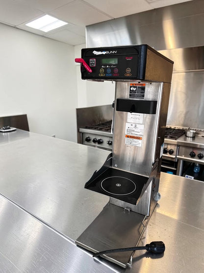 High-Quality Condition – BUNN ITCB-DV 29" Trunk with Tray – Infusion Series® Commercial Tea & Coffee Brewer – NSF & UL Listed - Fully Tested & Operational!