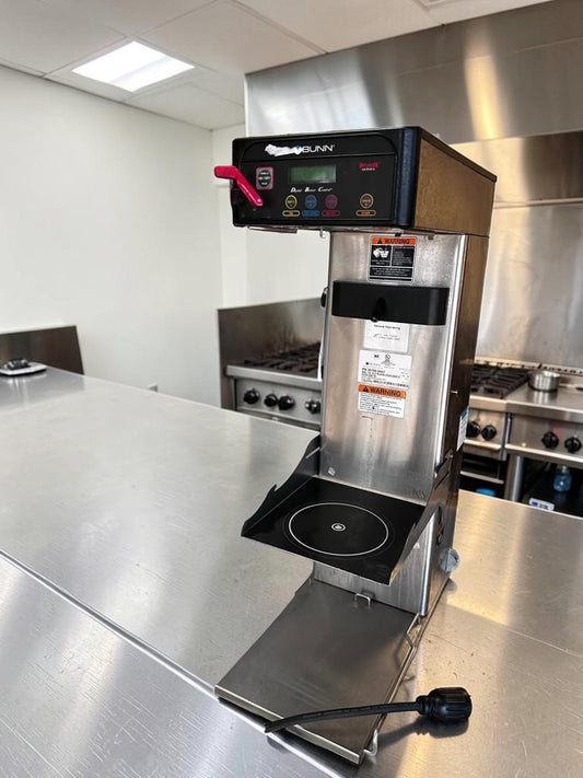 High-Quality Condition – BUNN ITCB-DV 29" Trunk with Tray – Infusion Series® Commercial Tea & Coffee Brewer – NSF & UL Listed - Fully Tested & Operational!