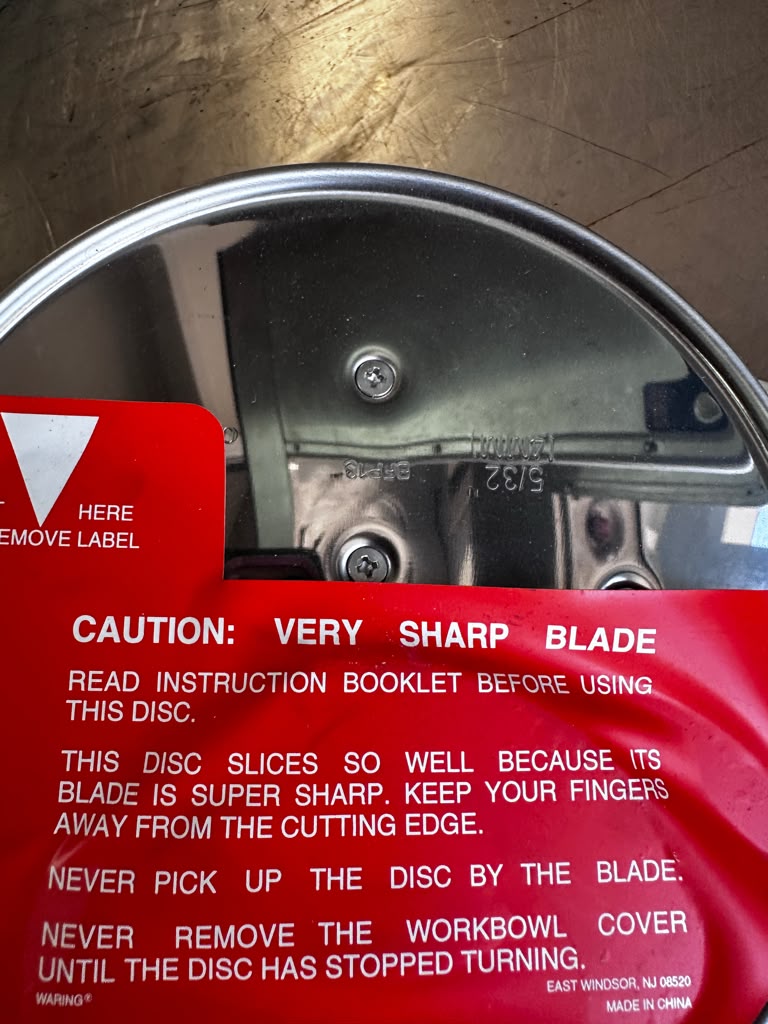 Pristine Condition – Waring BFP13 5/32” Slicing Plate Complete /F – 4mm Commercial Food Processor Disc – New – Ready for Use!