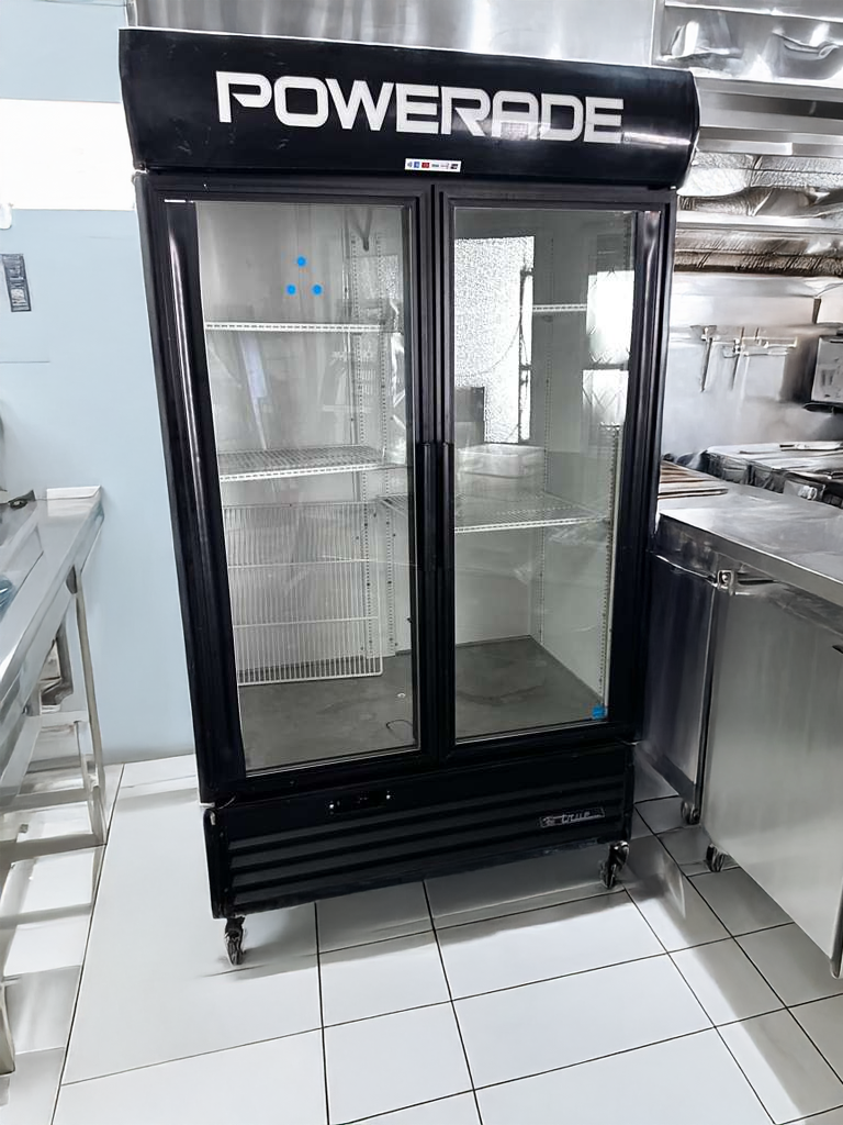 Exceptional Condition – True GDM-43EM Commercial Glass Door Merchandiser Refrigerator – 2 Door Display Cooler – 115V – Fully Tested & Operational!
