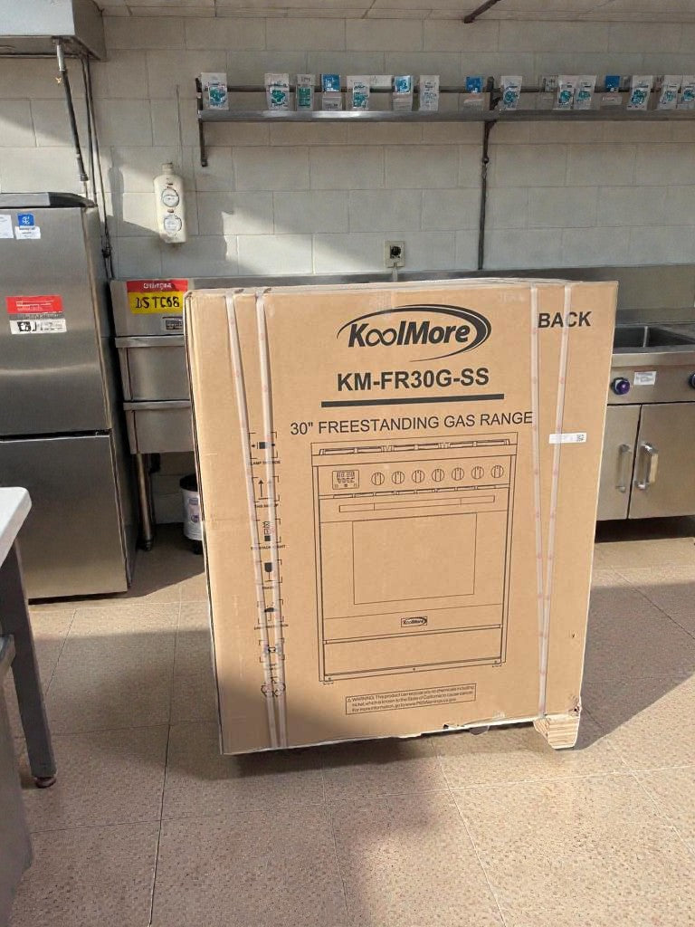 Like-New Condition – KoolMore 30" Freestanding Gas Range (Scratch & Dent)