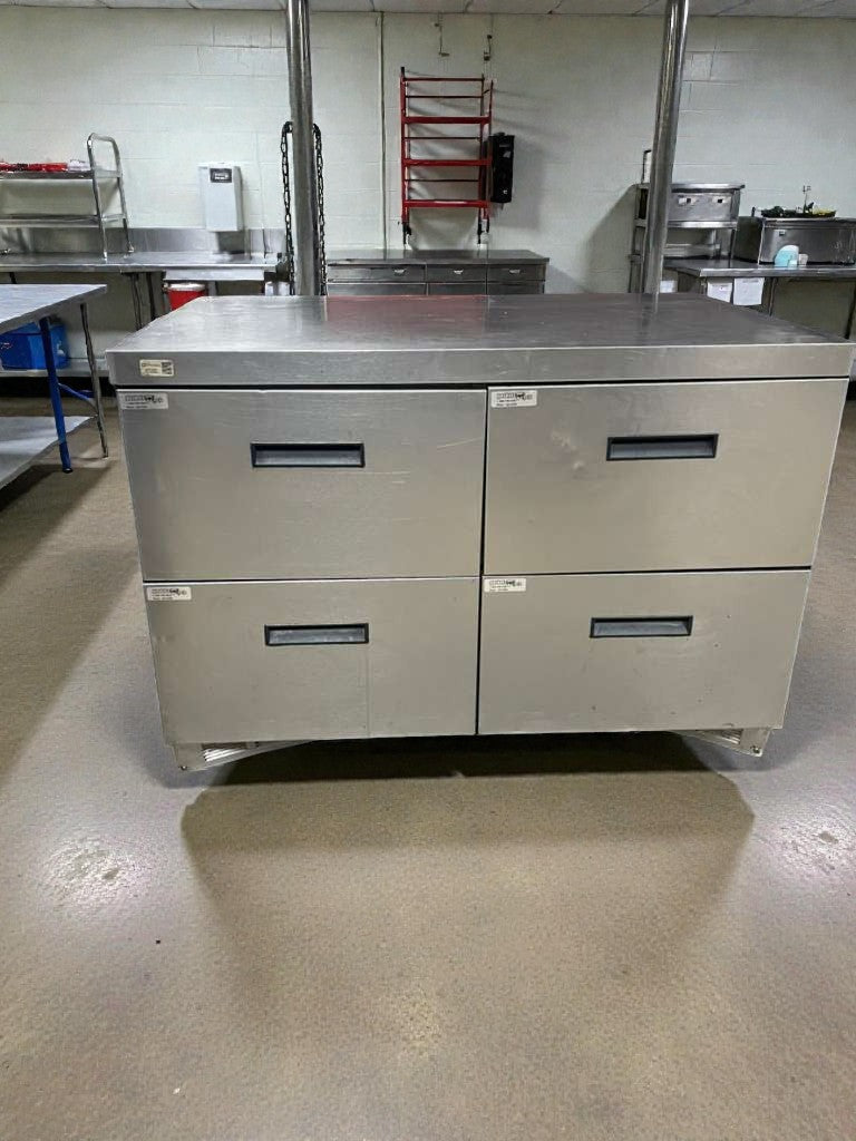 Pristine Condition – Delfield Undercounter Refrigerator with Drawers  - 115V / Single Phase - Fully Tested & Working!