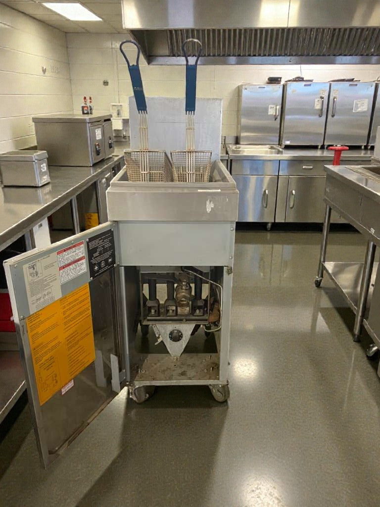 Premium Condition – Vulcan Commercial Gas Fryer – Natural Gas - Fully Tested & Working!