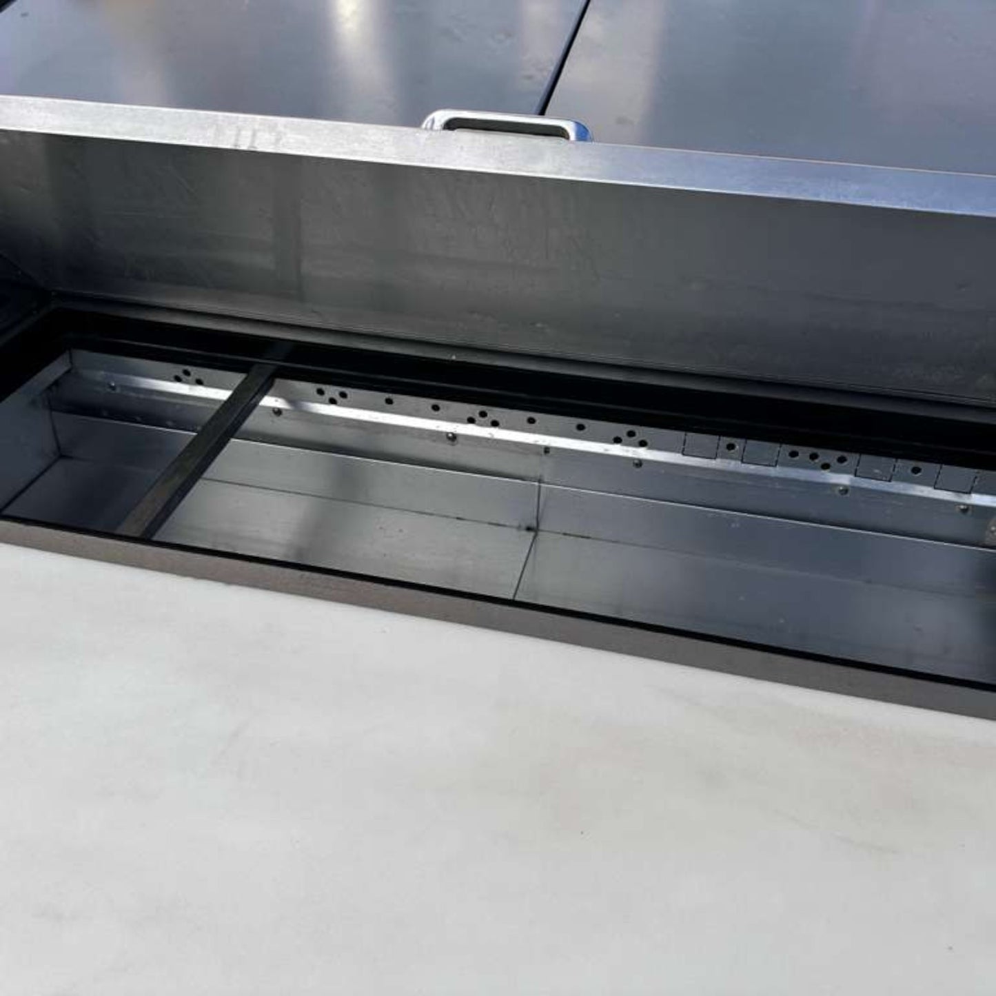 Top-Tier Condition – True TSSU-48-12-HC Sandwich/Salad Prep Table – 48” – Refrigerated Base – 115V – Fully Tested & Operational!