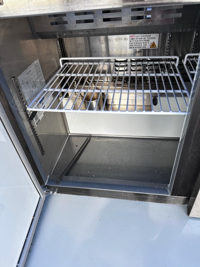 Elite Condition – Avantco APT-48-HC – 47" Commercial Two-Door Refrigerated Sandwich & Salad Prep Table – 12-Pan Capacity – 115V – ETL & NSF Certified – Fully Tested & Operational!